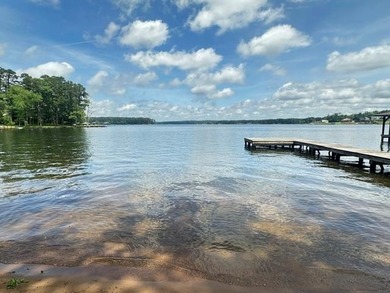 ESTATE SALE! 4BR 3BA Ranch situated perfectly on an absolutely - photo 1