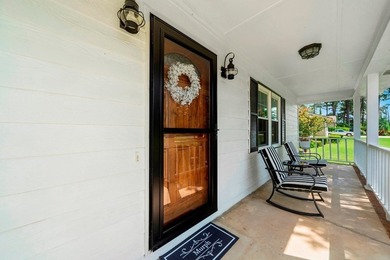 This beautiful 3-bedroom, 2-bathroom home combines classic charm - photo 3