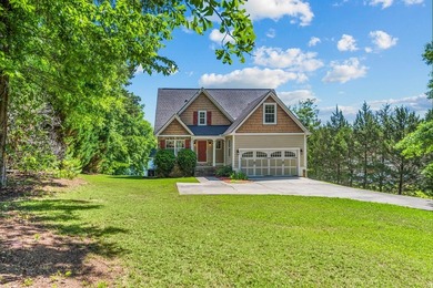 Experience the perfect blend of space, serenity, and convenience - photo 3