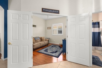 Welcome to this beautifully maintained single-family home - photo 4