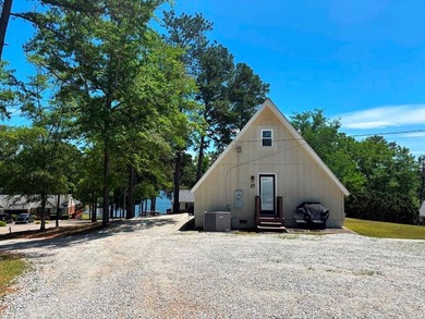 Searching for a lakeside getaway that hits all the high notes - photo 10