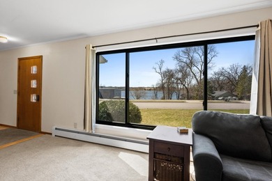 Enjoy beautiful views of Sauk Lake from this well-maintained 5 - photo 4
