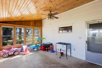 Enjoy beautiful views of Sauk Lake from this well-maintained 5 - photo 6