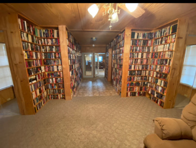 Moon Lake Home For Sale in Coahoma Mississippi