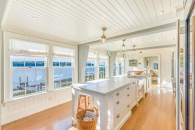 Rocky Island blends classic Cape charm with contemporary style - photo 11