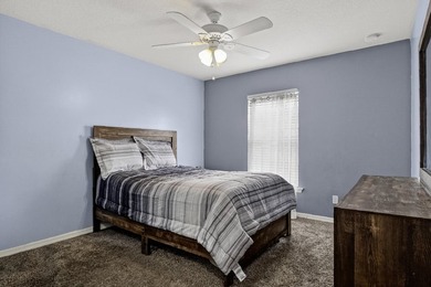 No HOA! Exceptional 4BR/2BA/2-car garage in booming Palm City - photo 16