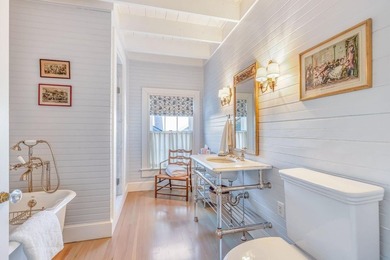 Rocky Island blends classic Cape charm with contemporary style - photo 21