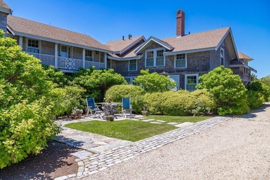 Rocky Island blends classic Cape charm with contemporary style - photo 22
