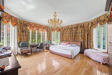 Experience refined luxury in this extraordinary custom lakefront - photo 22