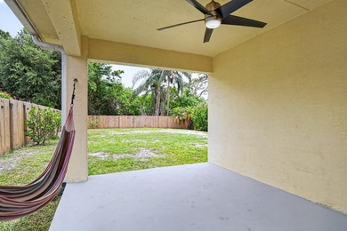 No HOA! Exceptional 4BR/2BA/2-car garage in booming Palm City - photo 23