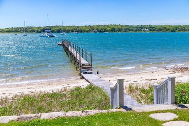 Rocky Island blends classic Cape charm with contemporary style - photo 25