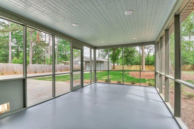 Beautiful One and a Half Story Home -- Fully Remodeled & Move In - photo 9