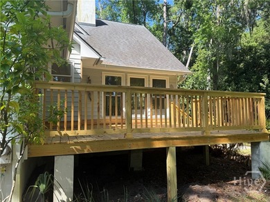 This Landings house has amazing potential to renovate. There are - photo 4