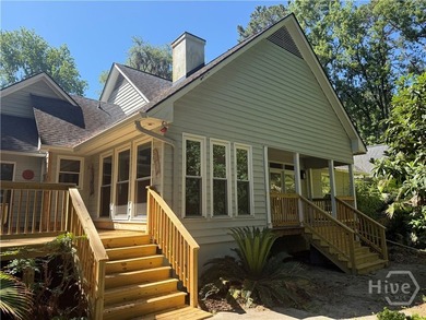 This Landings house has amazing potential to renovate. There are - photo 6