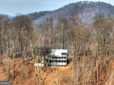 Spectacular *Top of the Mountain* Long-Range Views showcases - photo 24