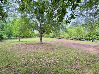 Additional listing photo 3