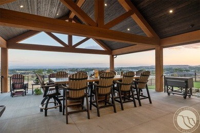 This exquisite 5-bedroom, 3.5-bath home, situated on over 10 - photo 32