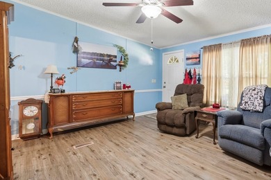 PRICE IMPROVEMENT!!! Welcome to 102 Allen's Alley, a private - photo 4