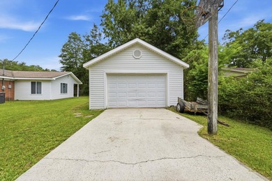 Welcome home to this beautifully updated 3-bedroom, 2-bath brick - photo 38
