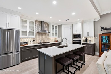 Welcome to this home where LUXURY meets LIFESTYLE!! Convenient - photo 7