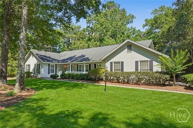 Welcome home to this beautifully maintained 4-bedroom, 2.5-bath - photo 3
