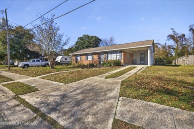 WOW !!! CHECK OUT THE NEW PRICE ON THIS CUTIE. RECENTLY UPDATED - photo 2