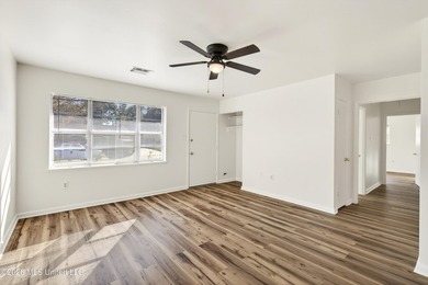 WOW !!! CHECK OUT THE NEW PRICE ON THIS CUTIE. RECENTLY UPDATED - photo 7