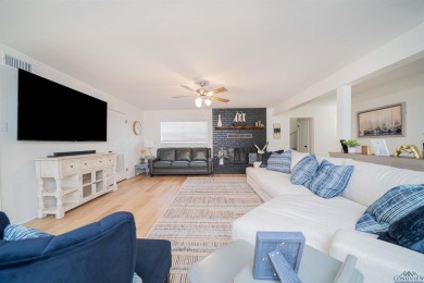 Fully Remodeled Lakefront Home with Sweeping Views of Lake O' - photo 7