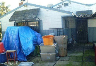 Great Opportunity to own this single-family home in Oakland, CA - photo 2