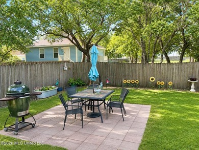 Affordable, Move-In Ready & Full of Charm! Looking for an - photo 9