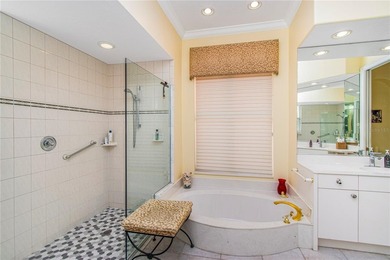 Experience refined luxury and timeless craftsmanship in this - photo 23