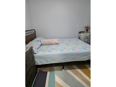 Prime location of South Jamaica . Beautiful Fully Renovated 3 - photo 4
