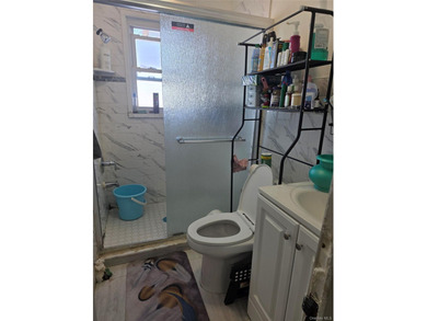 Prime location of South Jamaica . Beautiful Fully Renovated 3 - photo 7