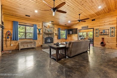 Welcome to 748 Bluegoose Road in Sarah MS, where rustic - photo 4