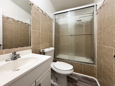 Freshly painted 3 bed, 2 bath home with new appliances and open - photo 14