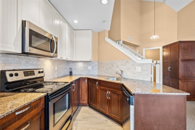 Top-floor lofted double suite (633/634) at Summerland Waterfront - photo 15