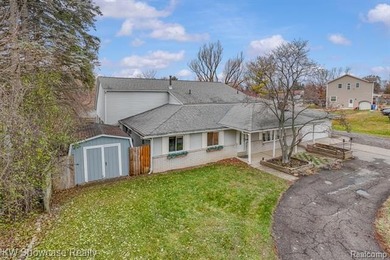 Lake Home For Sale in Commerce Twp, Michigan