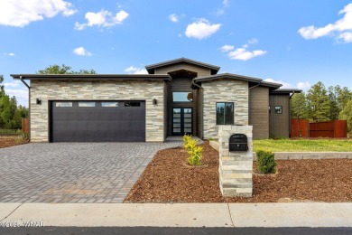 Lake Home For Sale in Lakeside, Arizona