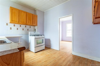 Four Unit rowhouse in the heart of Sunset Park with nicely - photo 23
