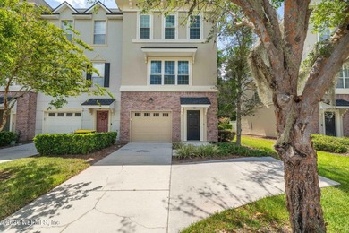 PRICED TO SELL!! Welcome Home to this beautifully updated - photo 3
