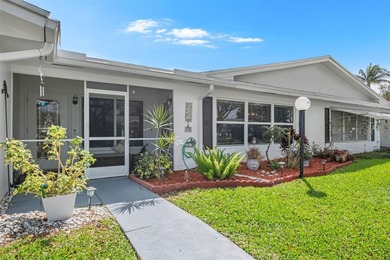 Lauderdale West, 55+ Community. Huge 1 bed/2 full bath - photo 1