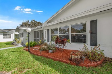 Lauderdale West, 55+ Community. Huge 1 bed/2 full bath - photo 2