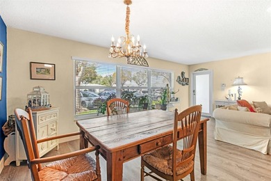 Lauderdale West, 55+ Community. Huge 1 bed/2 full bath - photo 10