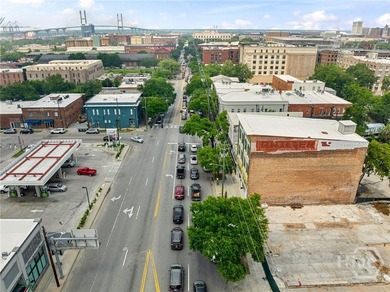 A rare Savannah opportunity ready for its next chapter. This - photo 7
