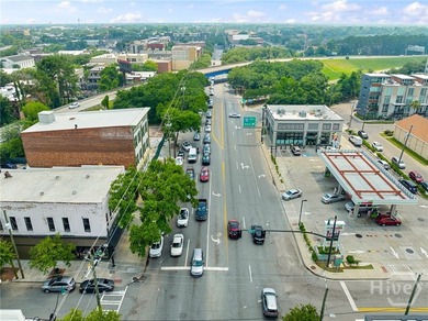 A rare Savannah opportunity ready for its next chapter. This - photo 8