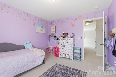 Stunning End-Unit Townhome in Walnut Creek with Main-Level - photo 33