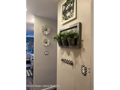 Staten Island's best-kept secret! This luxury high-rise offers a - photo 15