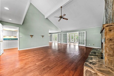Welcome to lake living at its finest! Located on Lake Sinclair - photo 9