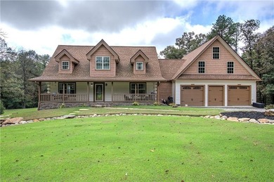 (private lake, pond, creek) Home For Sale in Resaca Georgia