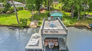 Dollbaby turnkey lake property! SUPERB LOCATION! Just bring your - photo 1